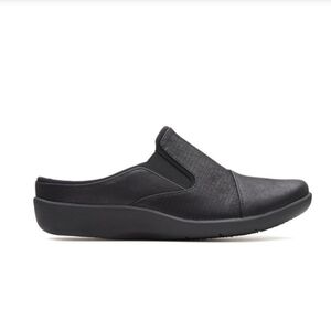 Clark's women clogs bnwt size 6M